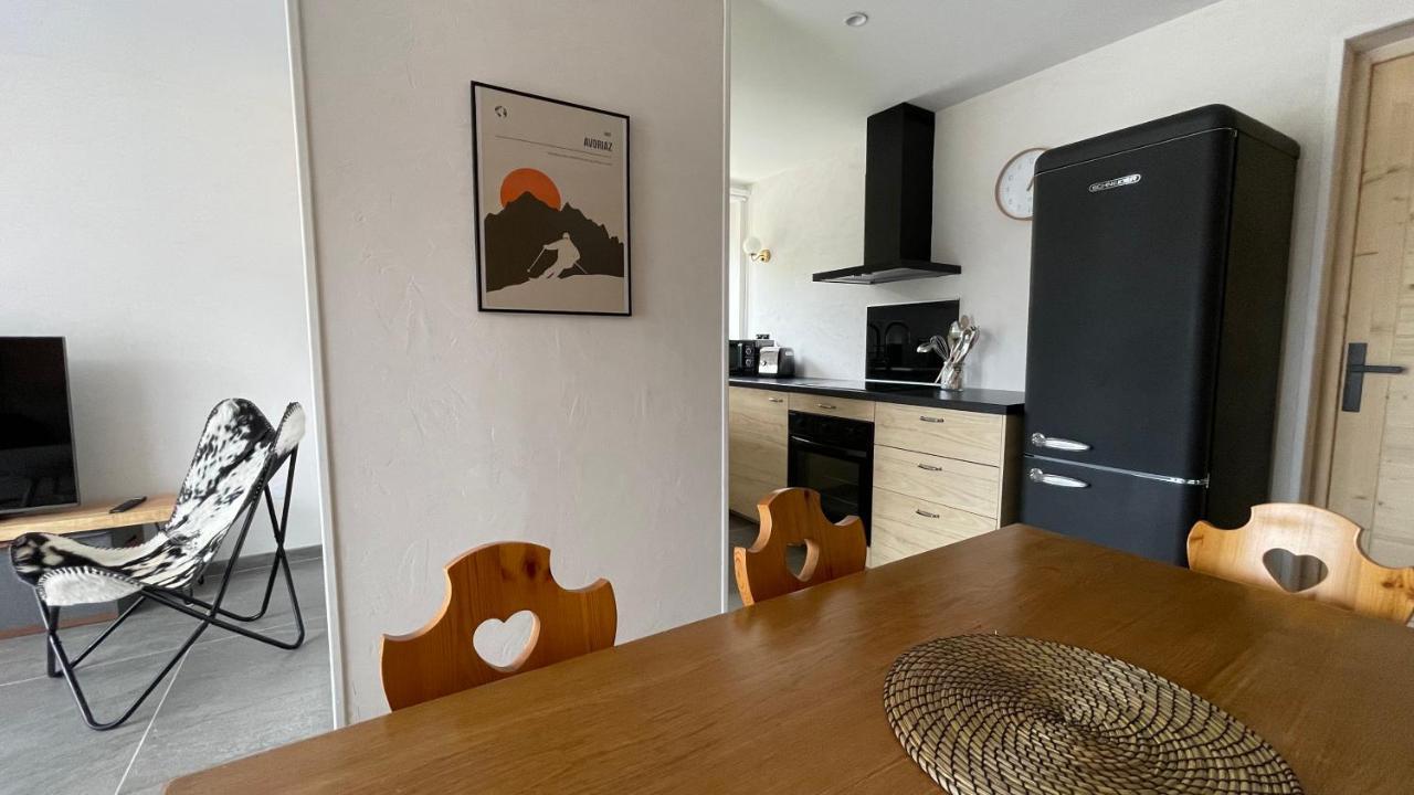 Morzine : Bel Appartement A 5 Mn Du Telepherique Eksteriør billede